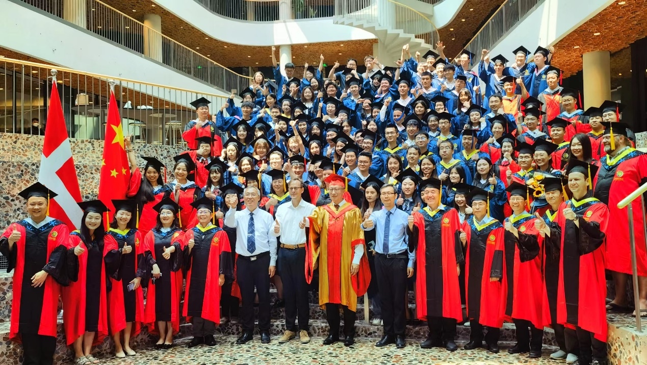 中丹学院举办2023年度毕业典礼