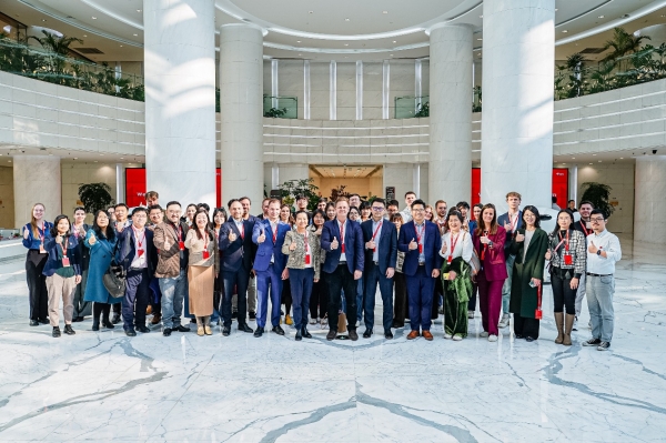 中丹学院创新管理项目参访京东集